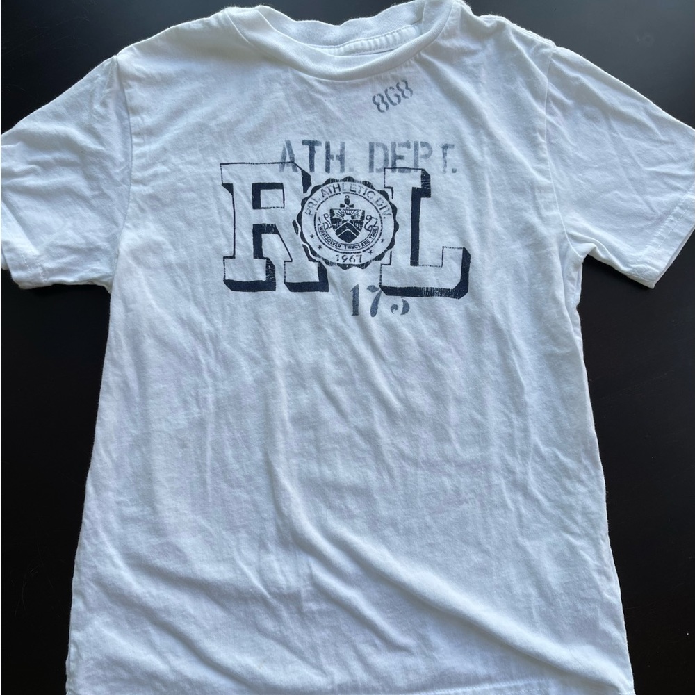 POLO Ralph Lauren - Boys T-shirt. Size 6. Like new.